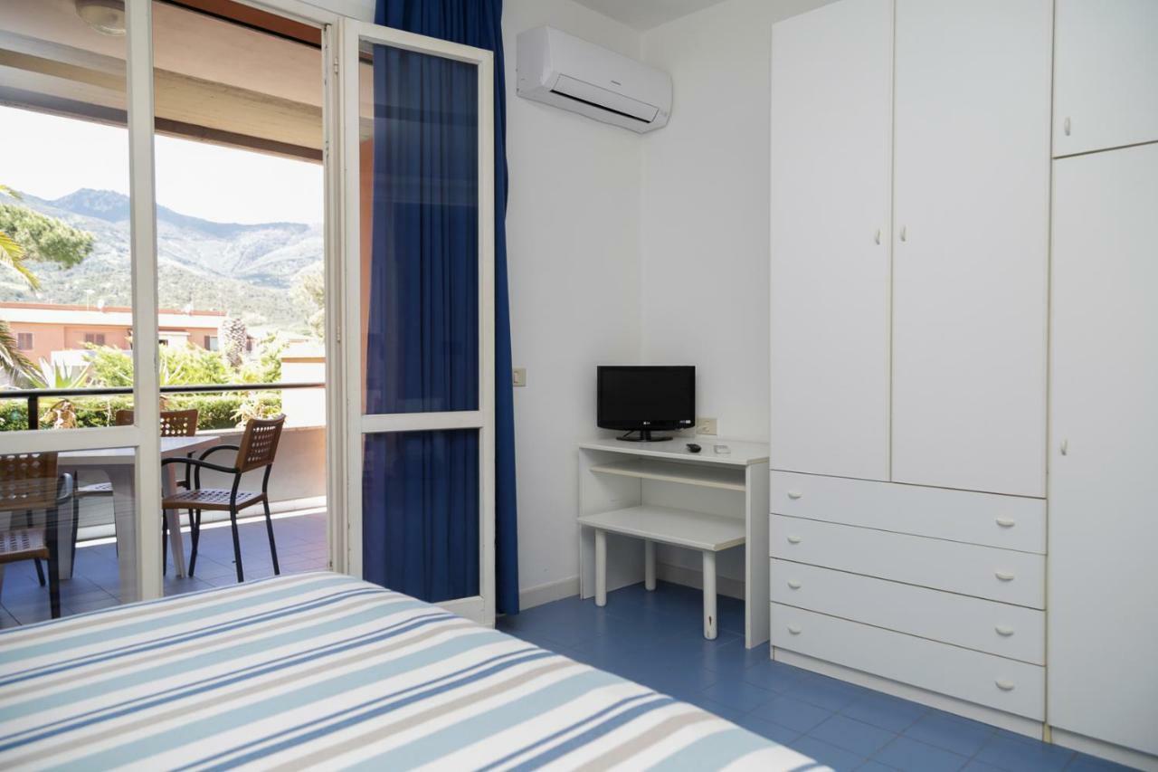 Appartamenti Maricampo By Helloelba Marina di Campo Ngoại thất bức ảnh