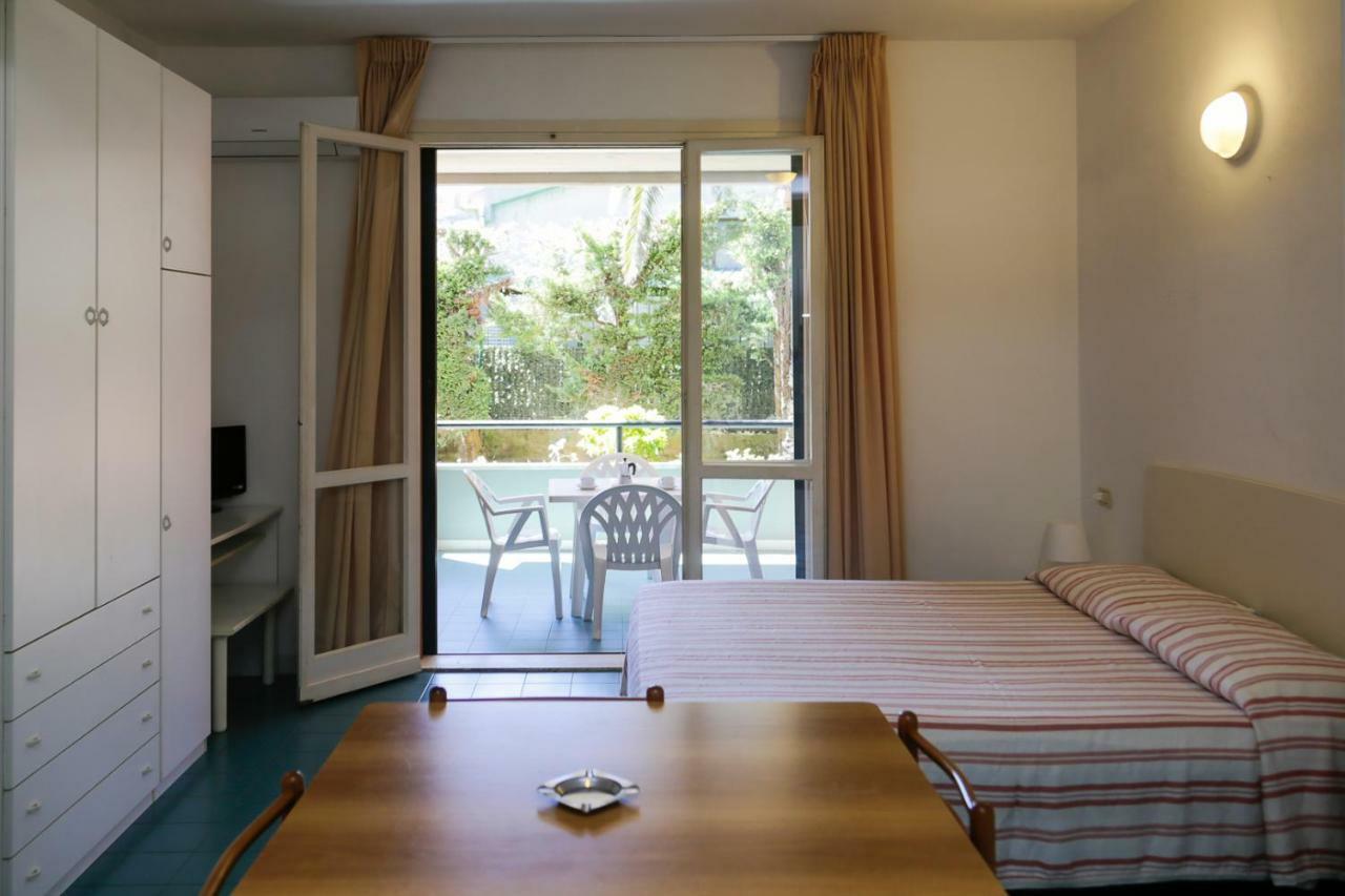 Appartamenti Maricampo By Helloelba Marina di Campo Ngoại thất bức ảnh